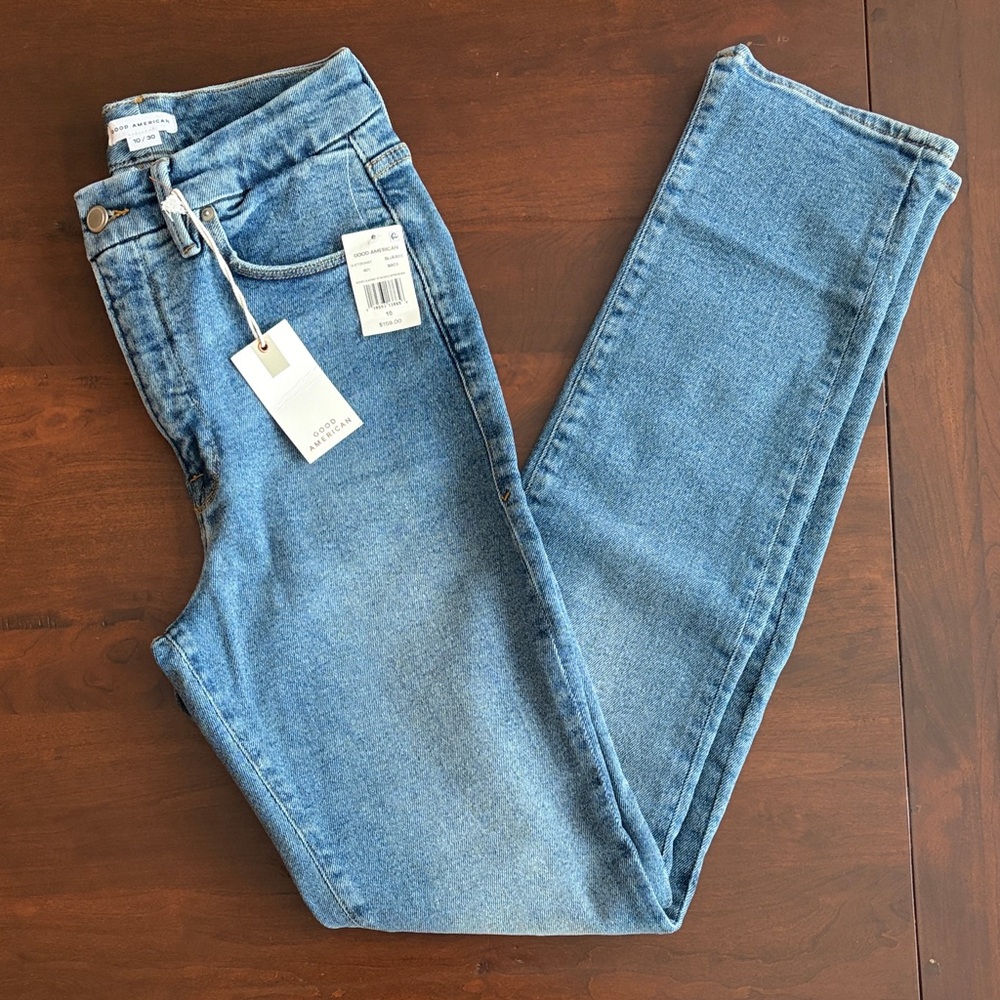 GOOD AMERICAN Good Classic Stacked 33” inseam NWT jeans Size 10/30